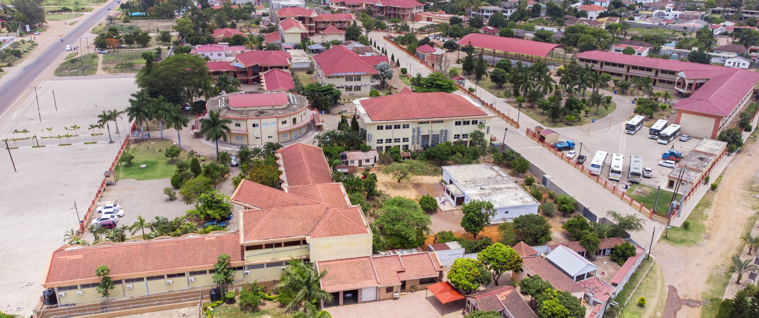 01-Home-Baner—Universidade-Wutivi