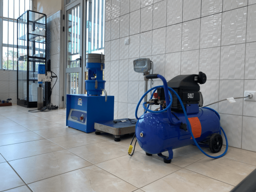 03-Laboratorio-de-Engenharias-Universidade-Wutivi