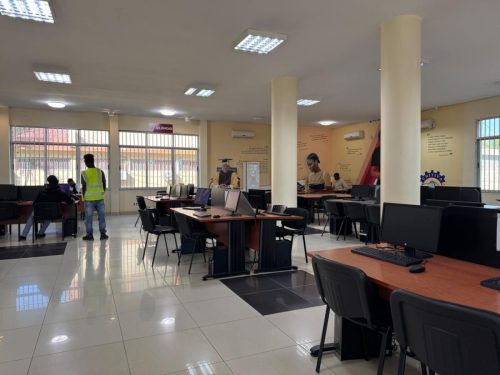 04-Biblioteca-do-Povo-Universidade-Wutivi