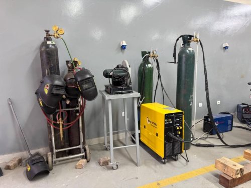 07-Lab.-de-Engenharia-Mecanica-Universidade-Wutivi